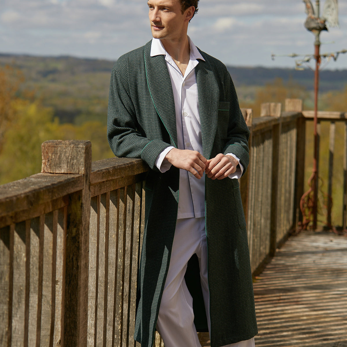 Men's Silk-Lined Wool Robe - Green Grey Puppytooth – Bonsoir of London